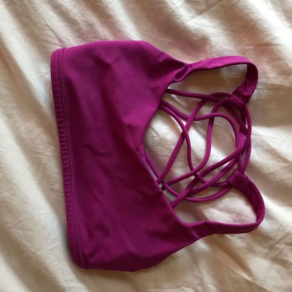 Lululemon Sports Bra (Free To Be Bra)